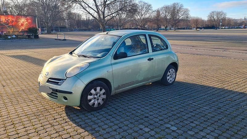Gebraucht Nissan Micra Acenta 65 PS (47 kW) 2005 Grün Limousine
