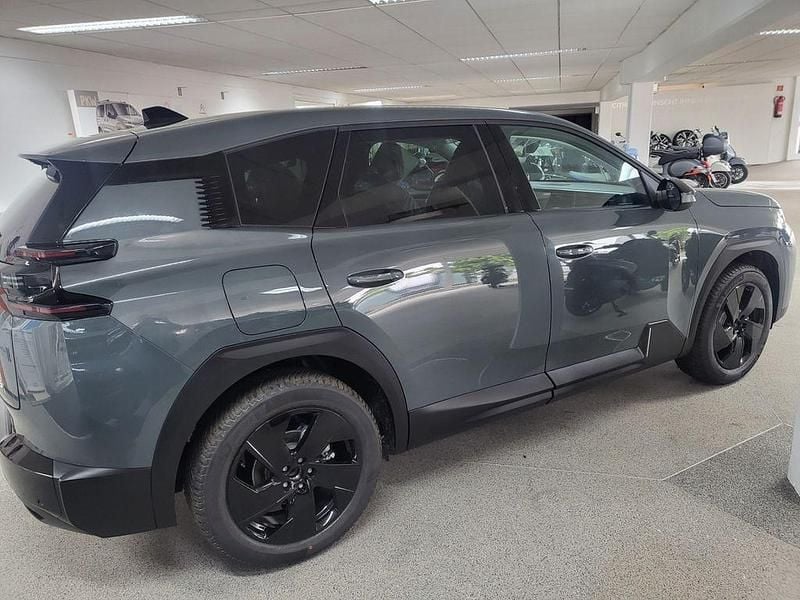 Neu Citroën C5 145 PS (106 kW) 2025 Grün SUV