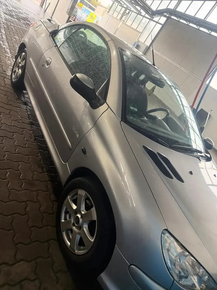 Gebraucht Peugeot 206 2008 Grau Cabrio