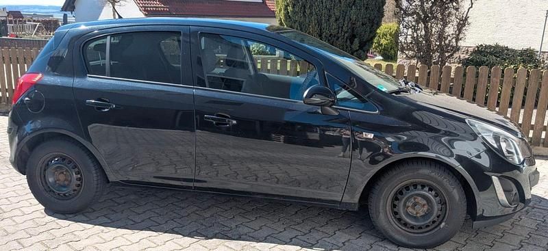 Gebraucht Opel Corsa Edition 95 PS (69 kW) 2014 Schwarz Kleinwagen