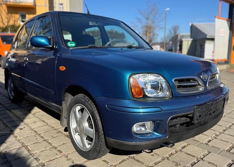 Gebraucht Nissan Micra 82 PS (60 kW) 2002 Blau Kleinwagen