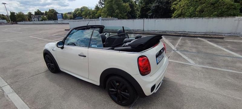 Gebraucht Mini Cooper S Cabriolet 192 PS (141 kW) 2019 Weiß Cabrio