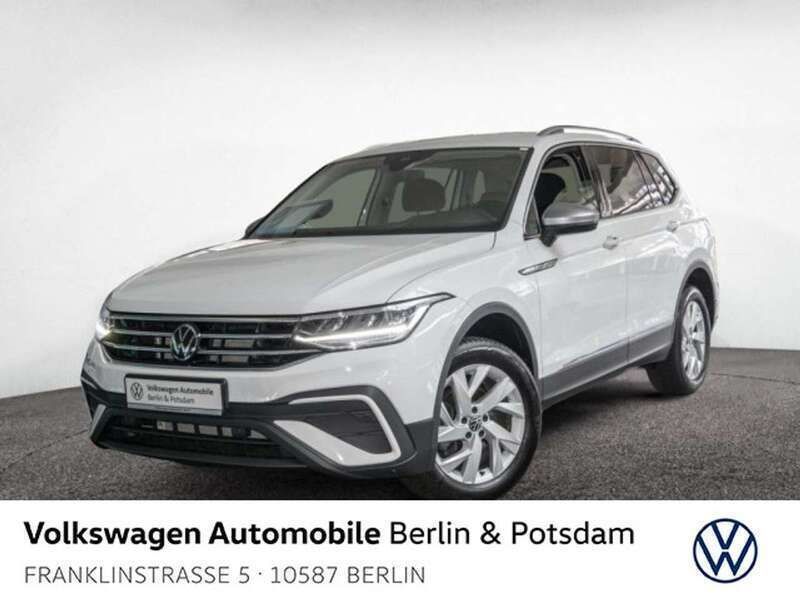 Pure white Gebraucht 2024 VW Tiguan Allspace Life SUV | 36.933 € (Guter Preis) - Bild 1/4