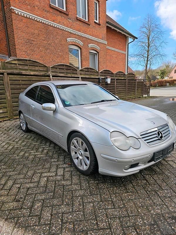 Gebraucht Mercedes C230 197 PS (144 kW) 2001 Grau Coupé