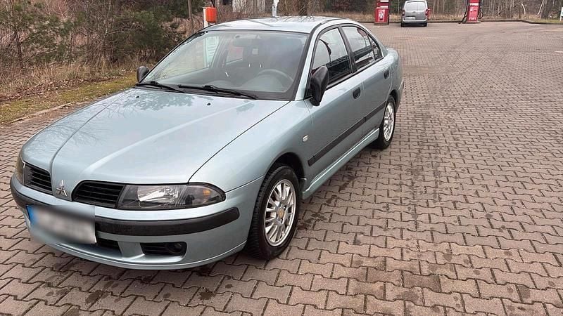 Andere farben Gebraucht 2005 Mitsubishi Carisma Limousine | 2.399 € - Bild 1/3