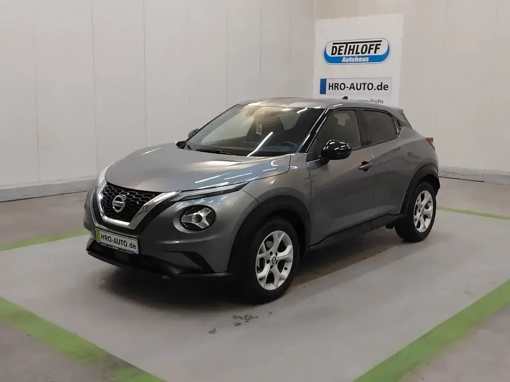 Gebraucht Nissan Juke N-Connecta 114 PS (83 kW) 2022 Grau SUV