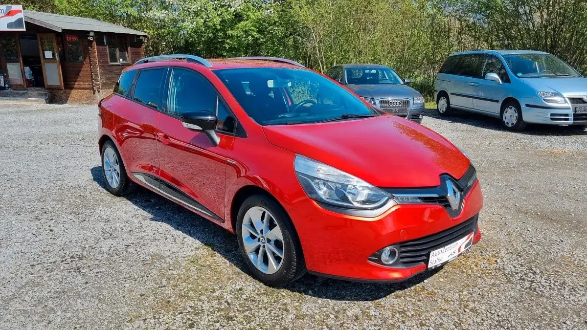 Gebraucht Renault Clio GrandTour LIMITED 118 PS (86 kW) 2016 Rot Kombi