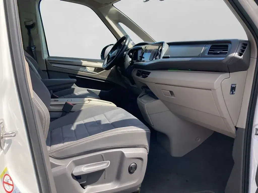 Używany VW Multivan Edition 218 KM (160 kW) 2022 Biały Minivan