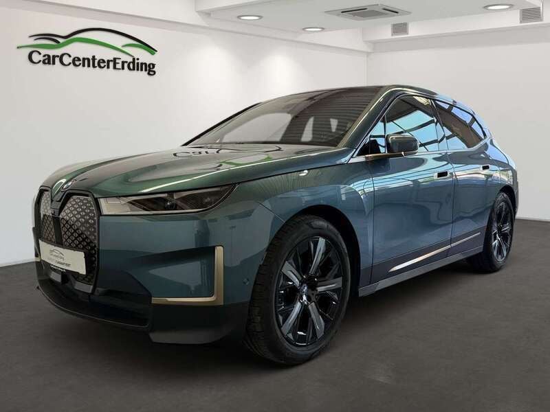 Blue ridge mountain metallic Gebraucht 2022 BMW iX SUV | 44.990 € (Superpreis) - Bild 1/4
