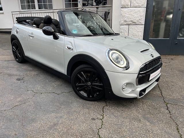 Silber Gebraucht 2018 Mini Cooper SD Cabriolet Cabrio | 19.980 € (Fairer Preis) - Bild 1/4