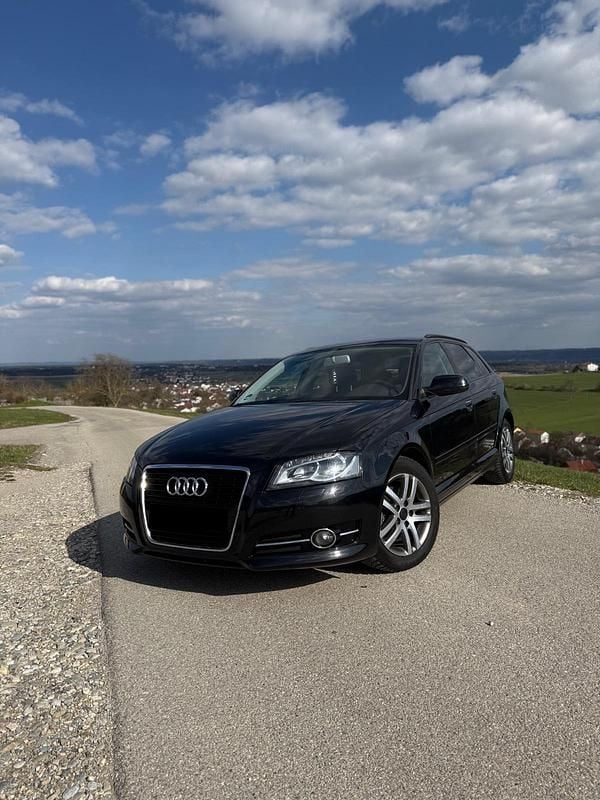 Usata Audi A3 140 CV (102 kW) 2012 Nero Utilitaria