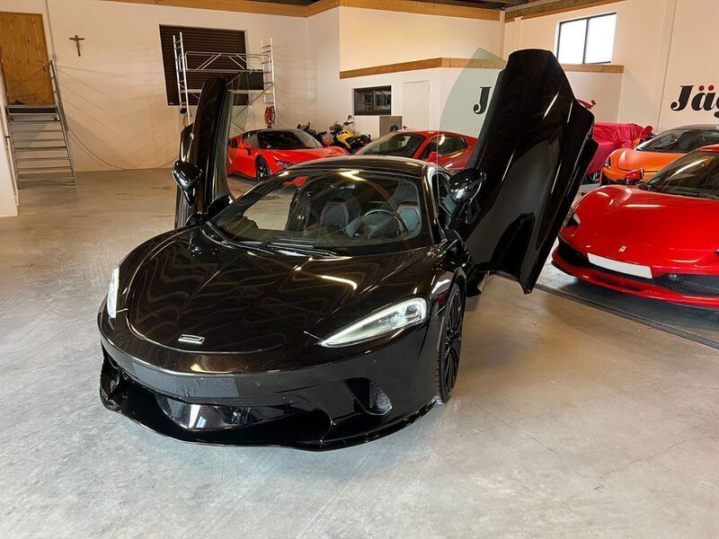 Gebraucht McLaren GT 620 PS (456 kW) 2020 Schwarz metallic Coupé
