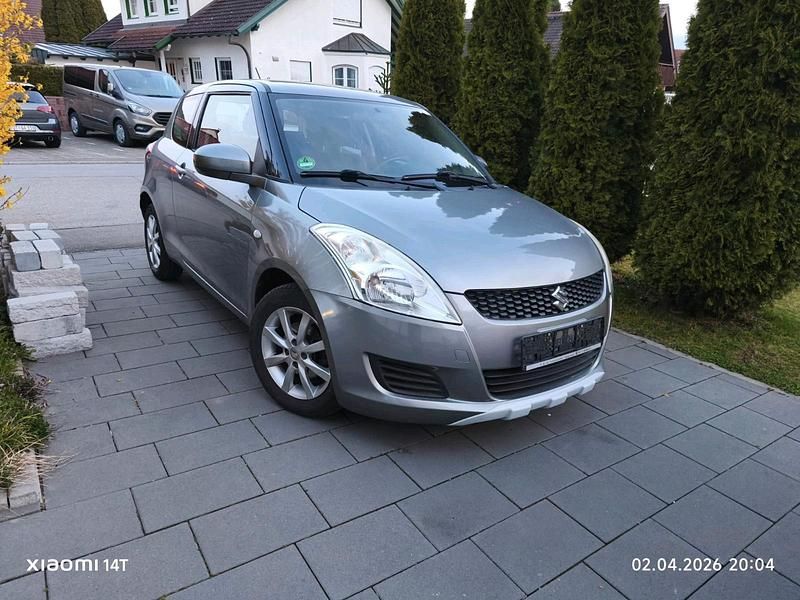 Gebraucht Suzuki Swift 94 PS (69 kW) 2013 Silber Kleinwagen