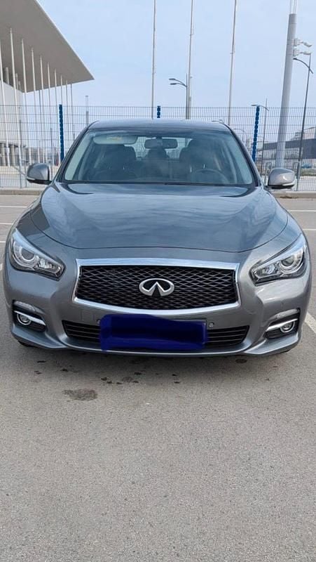 Gebraucht Infiniti Q50 170 PS (125 kW) 2017 Grau Limousine