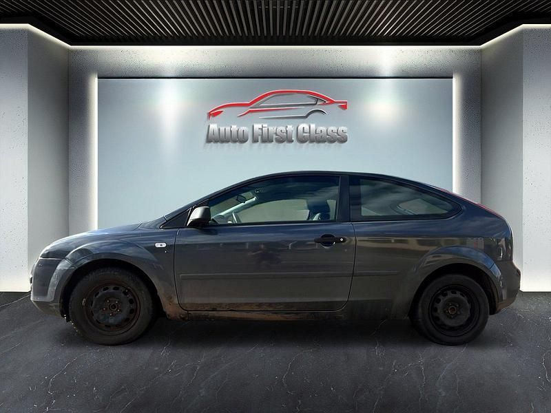 Gebraucht Ford Focus 101 PS (74 kW) 2005 Grau Kleinwagen