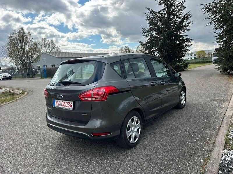 Occasion Ford B-MAX SYNC Edition 101 ch (74 kW) 2016 Gris Monospace