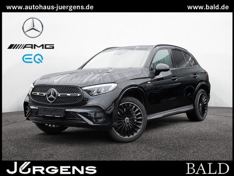 Schwarz unilack schwarz Gebraucht 2025 Mercedes GLC300e AMG SUV | 64.490 € (Etwas zu teuer) - Bild 1/4