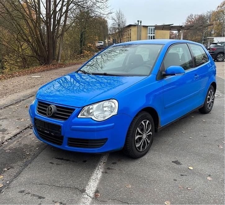 Blau Gebraucht 2006 VW Polo Kleinwagen | 450 € (Superpreis) - Bild 1/4