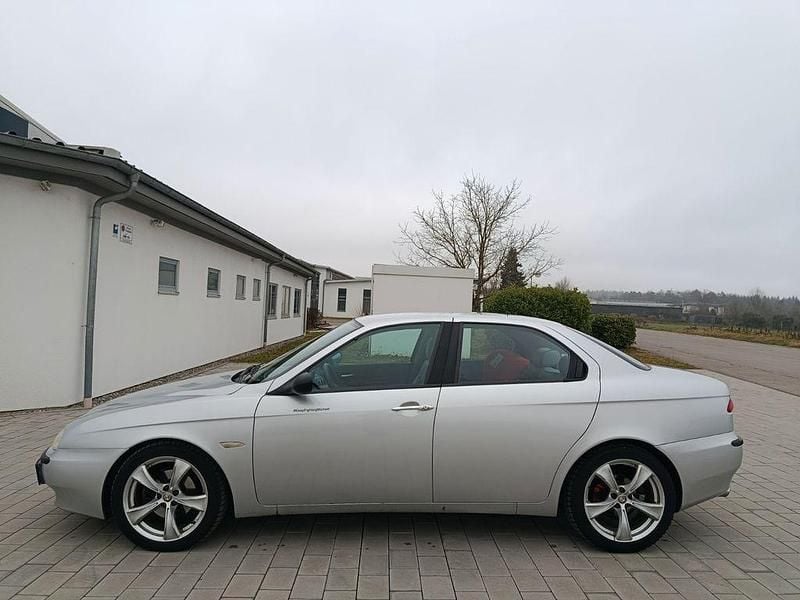 Silber Gebraucht 2001 Alfa Romeo 156 Limousine | 1.800 € (Fairer Preis) - Bild 1/4