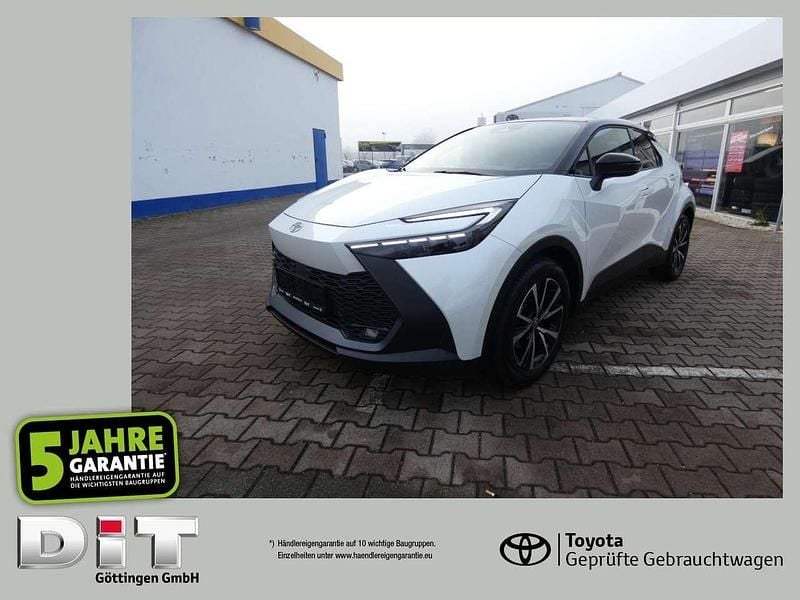 Neu Toyota C-HR 140 PS (102 kW) 2025 Schneeweiß SUV