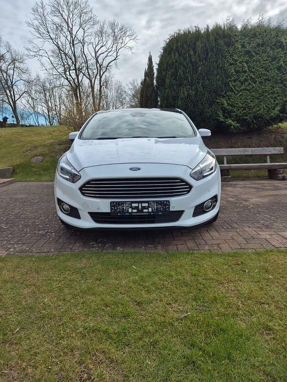 Usata Ford S-MAX Titanium 209 CV (153 kW) 2016 Bianco Monovolume