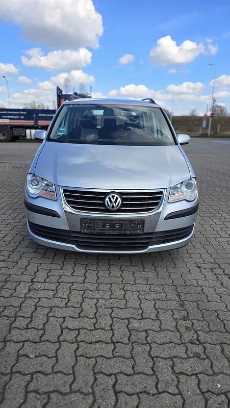 Gebraucht VW Touran 110 PS (80 kW) 2007 Silber Van / Kleinbus