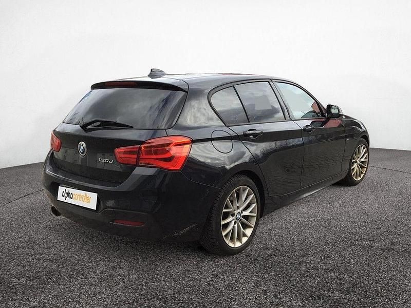 Gebraucht BMW 120 Shadowline 190 PS (139 kW) 2016 Schwarz Kleinwagen