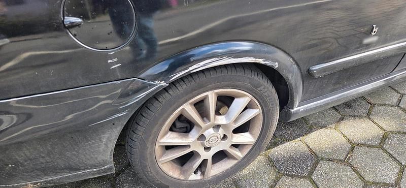 Gebraucht Opel Astra Cabriolet 101 PS (74 kW) 2002 Schwarz Cabrio