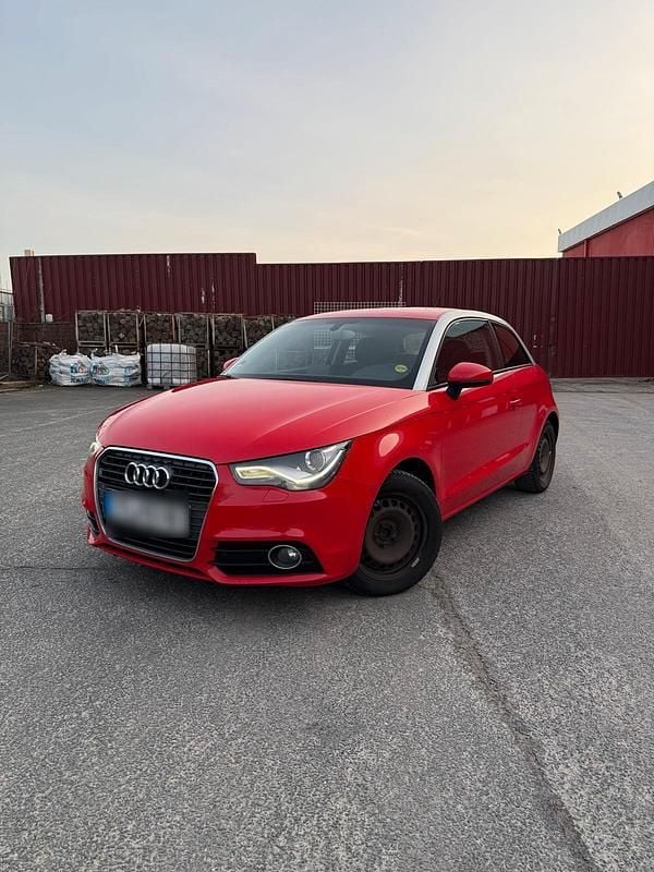 Gebraucht Audi A1 S-Line 122 PS (89 kW) 2010 Rot Kleinwagen