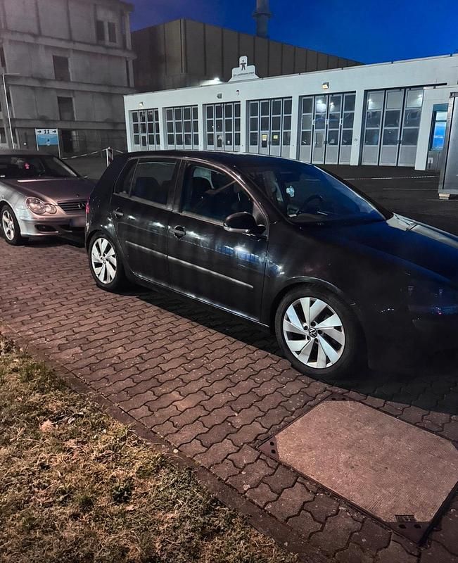 Gebraucht VW Golf V 80 PS (58 kW) 2005 Schwarz Kleinwagen