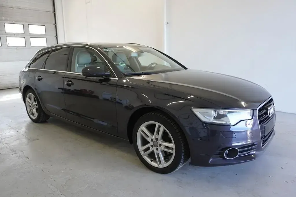 Second-hand Audi A6 Sport 177 CP (130 kW) 2012 Gri Berlinǎ