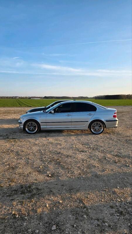 Grau Gebraucht 2003 BMW 330 M Sport Limousine | 4.945 € (Superpreis) - Bild 1/4