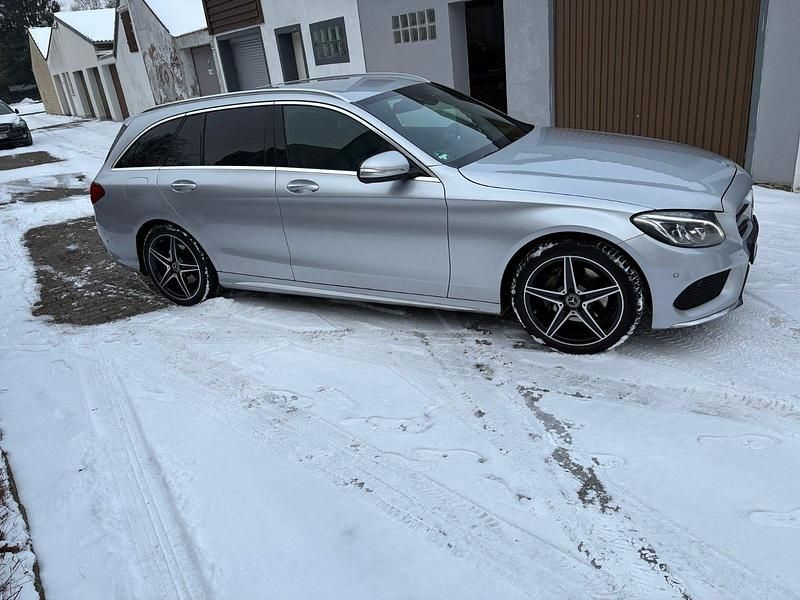 Gebraucht Mercedes C220 AMG line 170 PS (125 kW) 2015 Silber Kombi