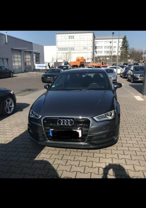 Grau Gebraucht 2015 Audi A3 S-Line Limousine | 12.500 € (Superpreis) - Bild 1/4