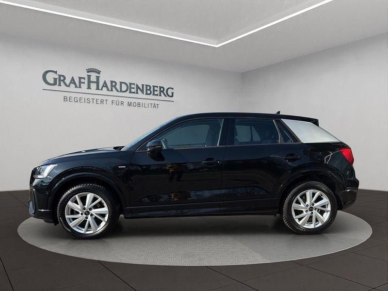 Gebraucht Audi Q2 S-Line 150 PS (110 kW) 2025 Mythosschwarz metallic SUV