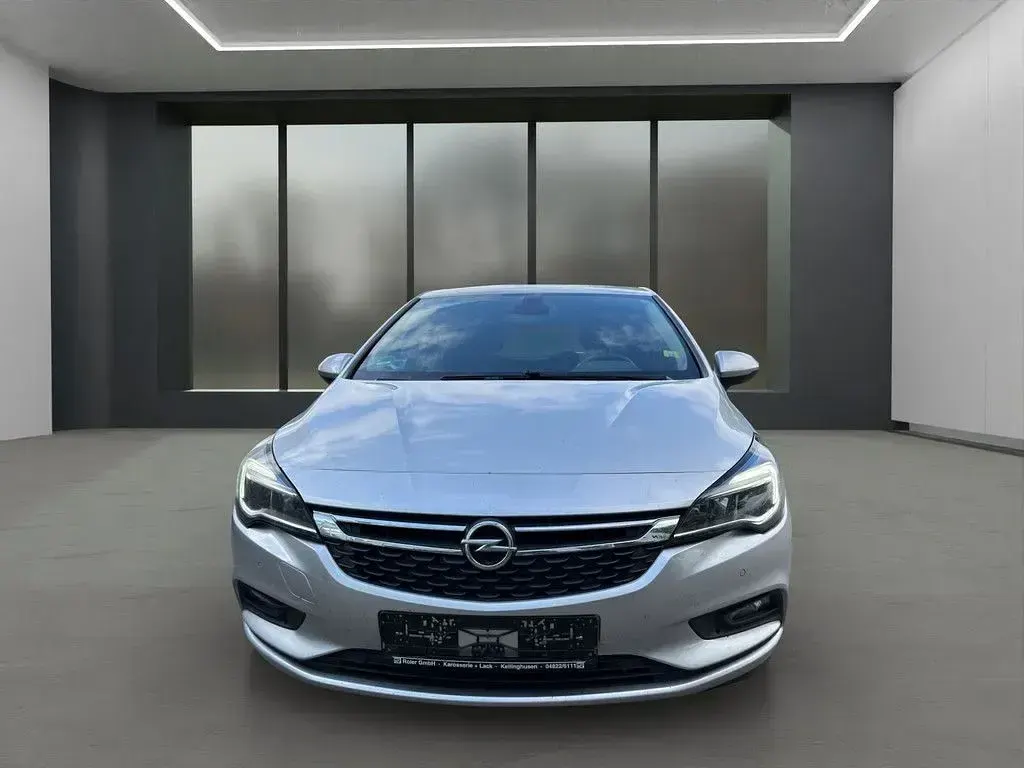 Gebraucht Opel Astra Active 110 PS (80 kW) 2019 Silber / argonsilber (metallic) Limousine