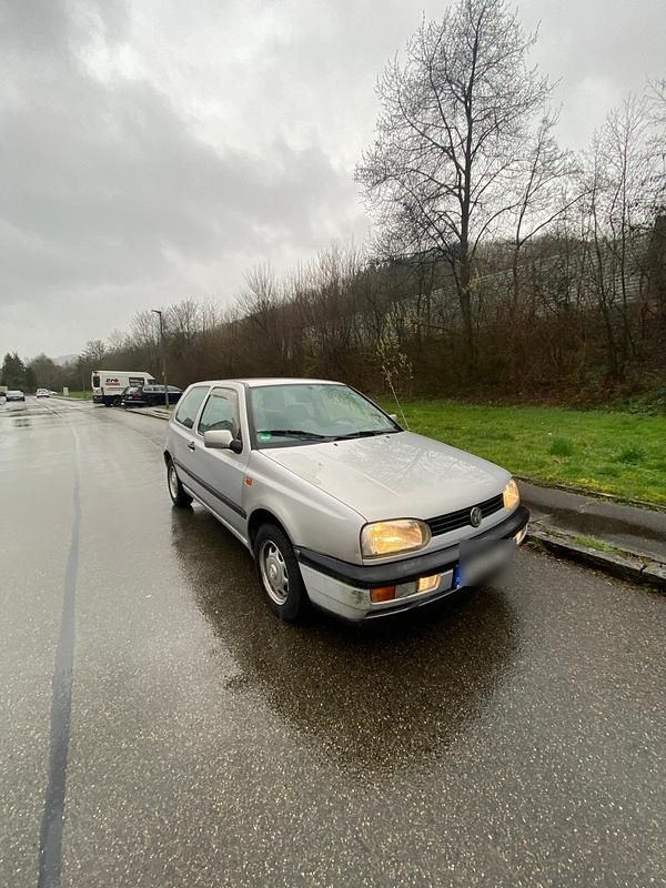Gebraucht VW Golf 75 PS (55 kW) 1993 Silber Coupé