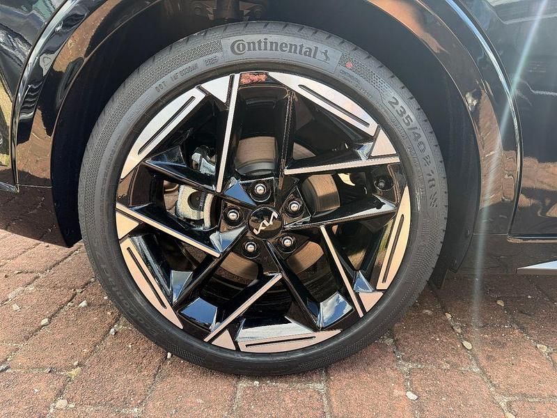Neu Kia K4 GT-Line 179 PS (131 kW) 2026 Schwarz Limousine