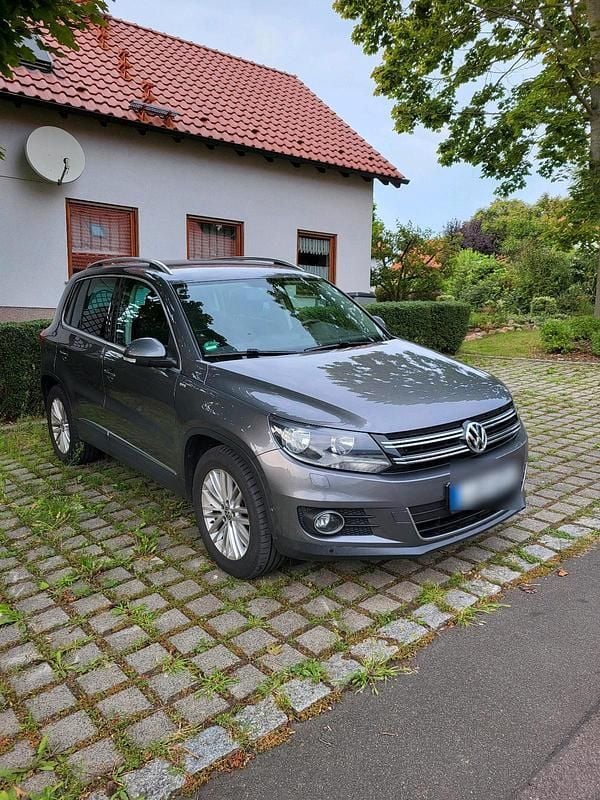 Grau Gebraucht 2015 VW Tiguan SUV | 10.000 € (Superpreis) - Bild 1/4