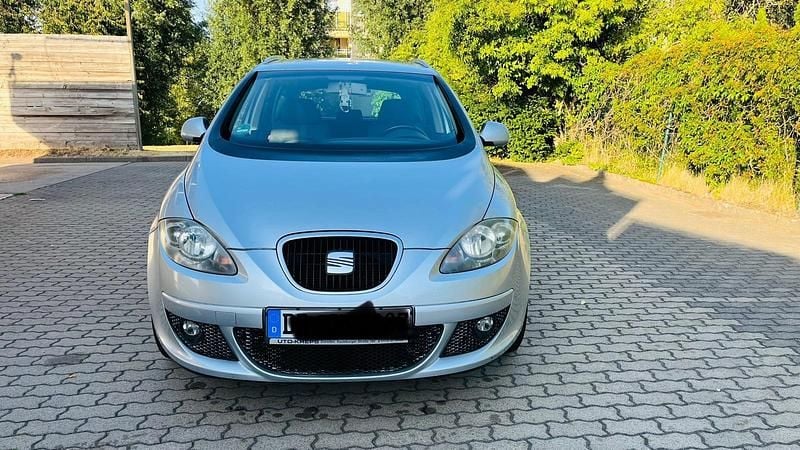 Gebraucht Seat Altea XL 105 PS (77 kW) 2006 Silber Van / Kleinbus