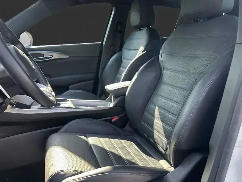 Gebraucht Alfa Romeo Tonale Veloce 2023 Weiss SUV