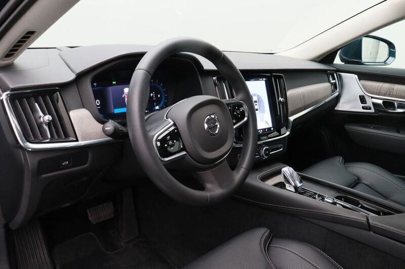 Gebraucht Volvo S90 300 PS (220 kW) 2023 Blau Limousine