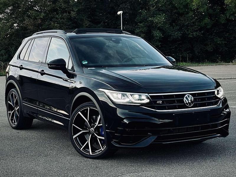 Schwarz Gebraucht 2022 VW Tiguan R SUV | 46.000 € (Etwas zu teuer) - Bild 1/4