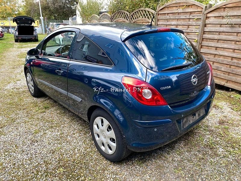 Gebraucht Opel Corsa 86 PS (63 kW) 2012 Blau