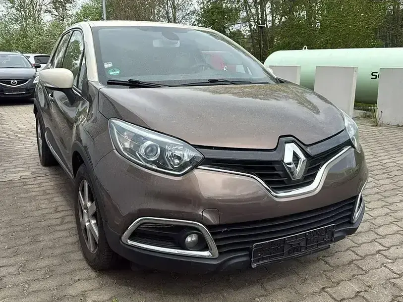 Używany Renault Captur Luxe 120 KM (88 kW) 2014 Brązowy SUV