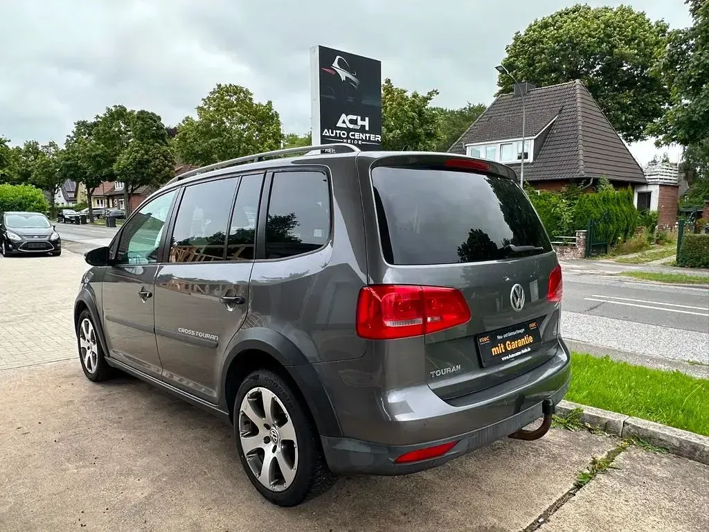 Gebraucht VW Touran Cross 140 PS (102 kW) 2011 Grau Van / Kleinbus