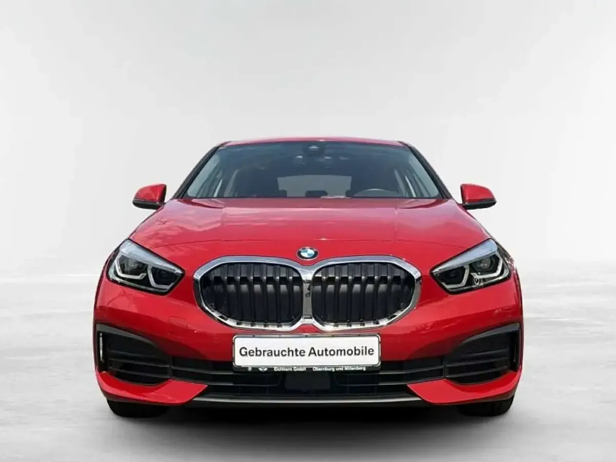 Gebraucht BMW 118 Advantage 140 PS (102 kW) 2023 Rot Limousine