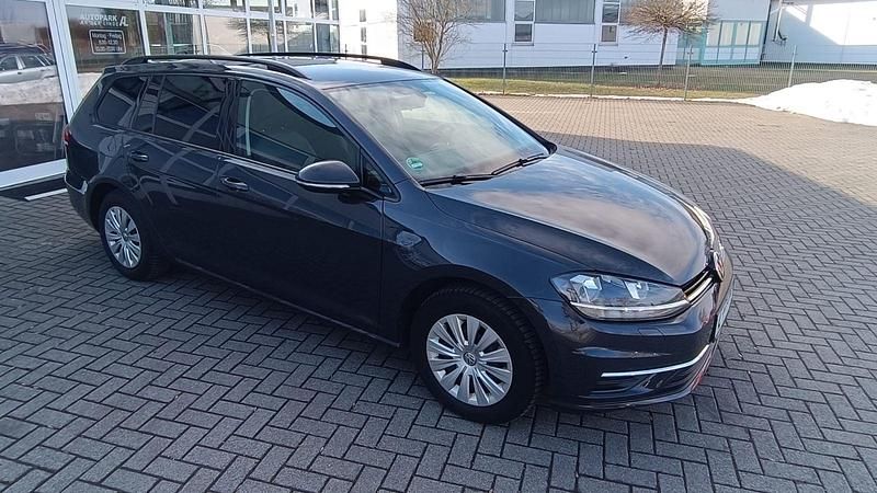 Gebraucht VW Golf VII Comfortline 150 PS (110 kW) 2020 Grau Kombi