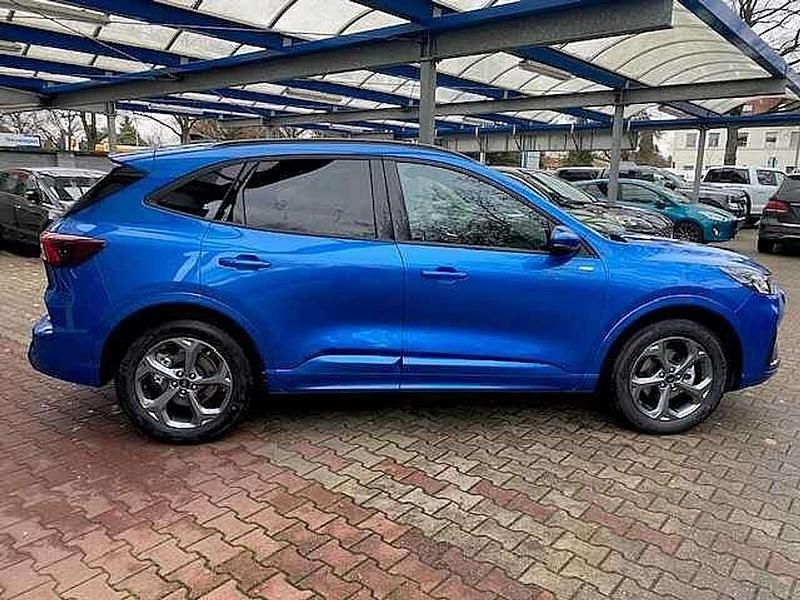 Neu Ford Kuga ST-Line 182 PS (133 kW) 2025 Desertislandblue SUV