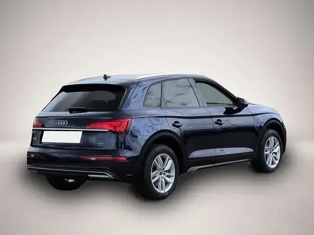 Gebraucht Audi Q5 Ambiente 204 PS (150 kW) 2022 Blau SUV